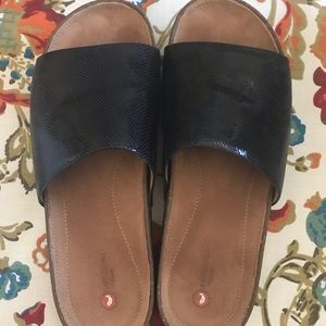 Clarks Unstructured Slip-ons